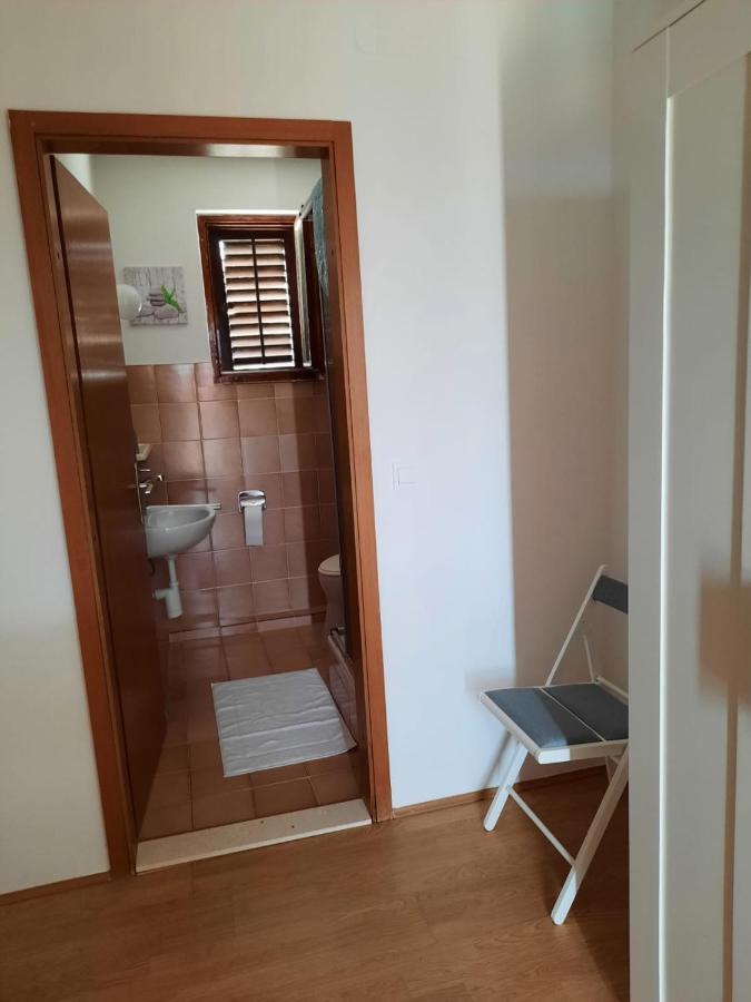 Studio-Appartements Emwey Trogir Exteriér fotografie
