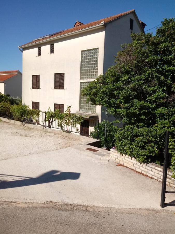 Studio-Appartements Emwey Trogir Exteriér fotografie