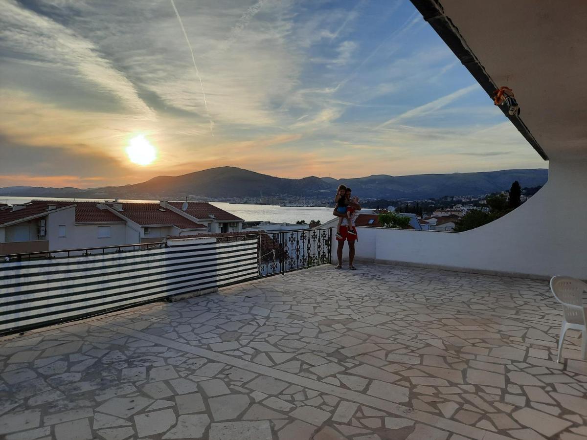 Studio-Appartements Emwey Trogir Exteriér fotografie
