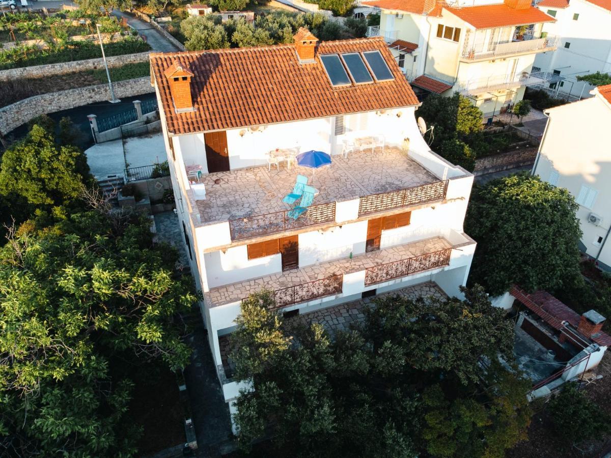 Studio-Appartements Emwey Trogir Exteriér fotografie